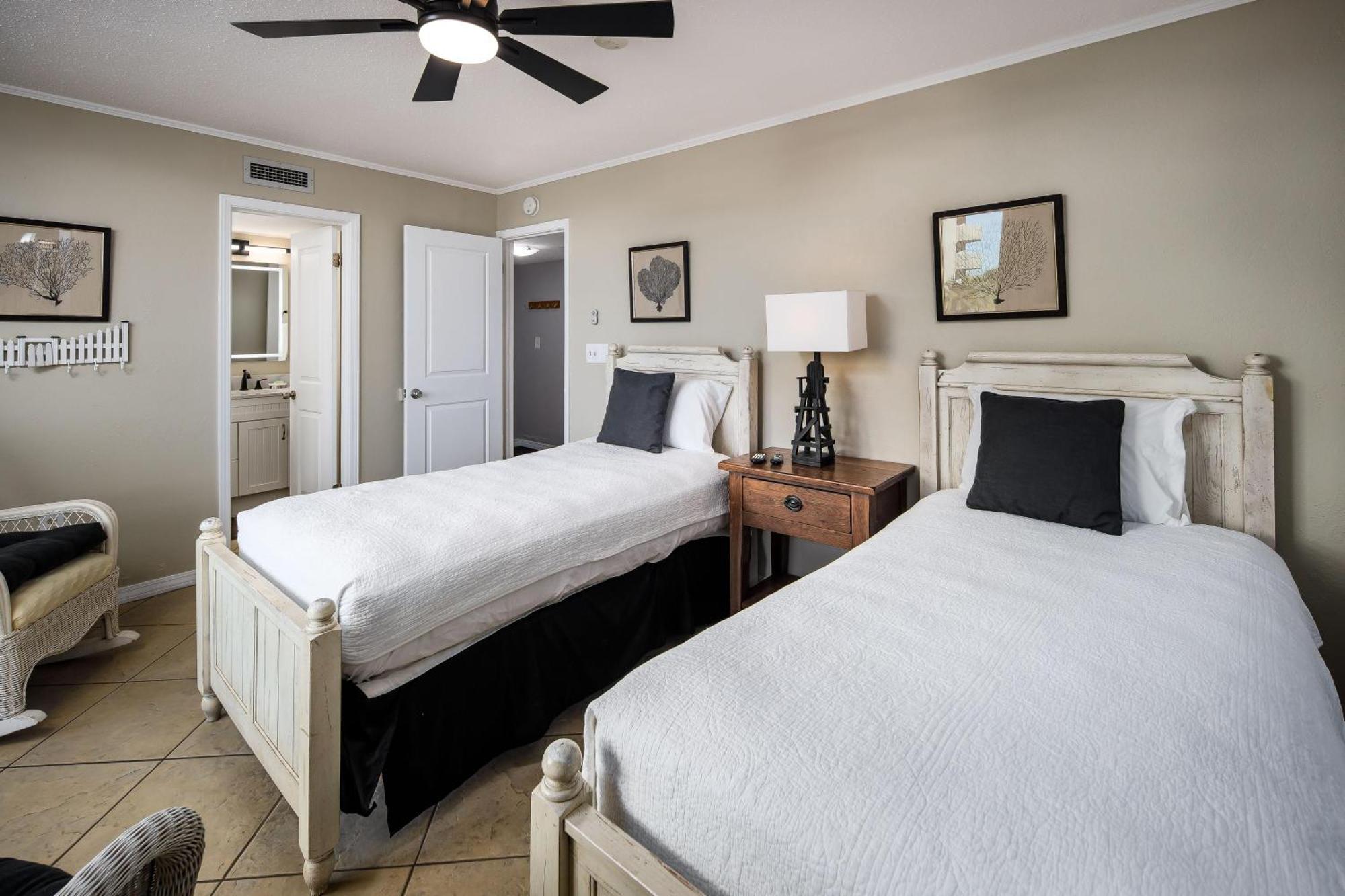 Nautilus 1201 - Gulf Front 2 Bedroom Huge Wrap Around Balcony 2Nd Floor! Fort Walton Beach Exteriér fotografie